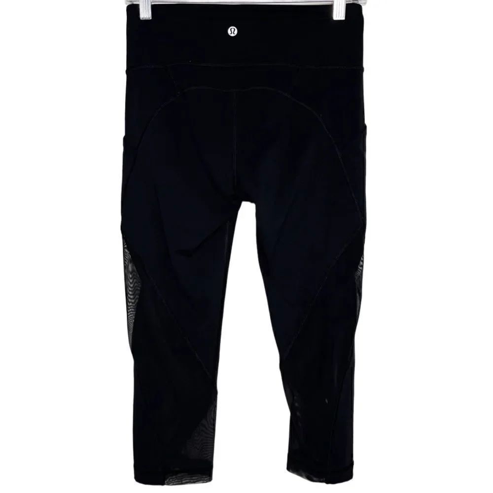 Lululemon Mesh Detailing Cropped Leggings Black Size 6